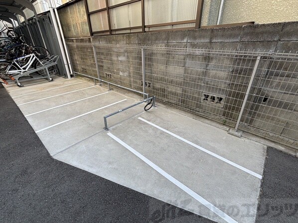 ライブガーデン江坂IXの物件内観写真